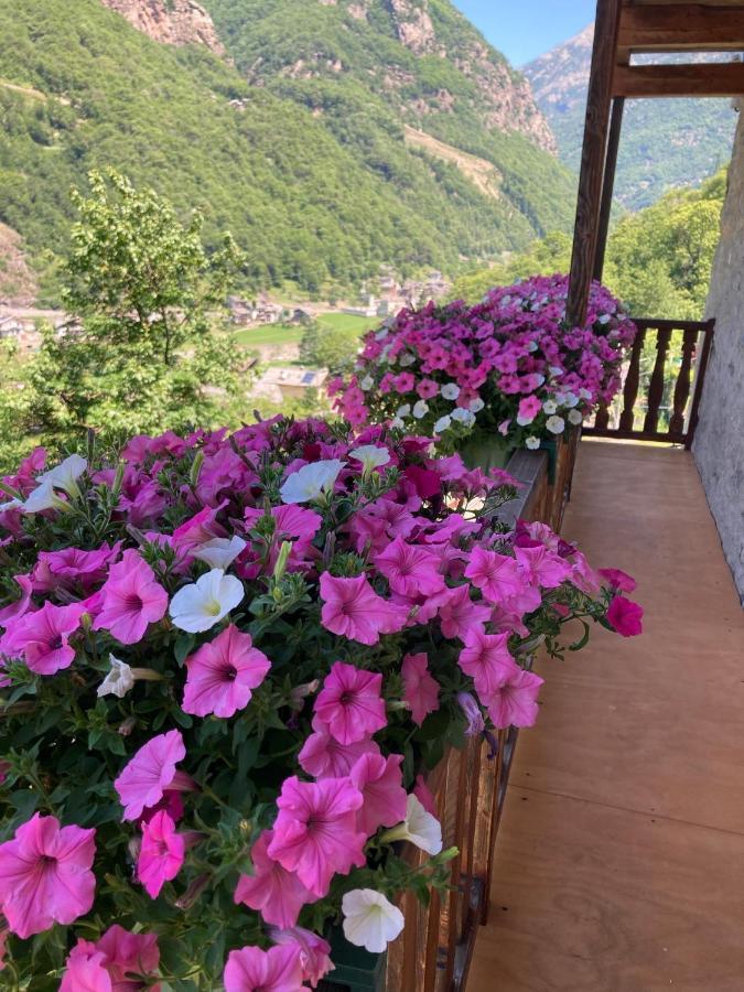 B&B Maison Vallomy Lillianes Exterior photo